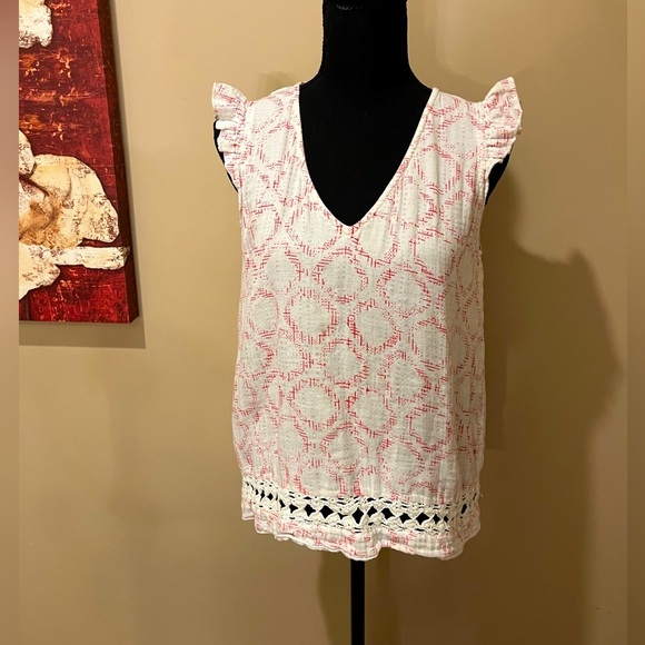 Lilla P Ruffle Sleeve V-Neck Top, size M - Picture 1 of 3